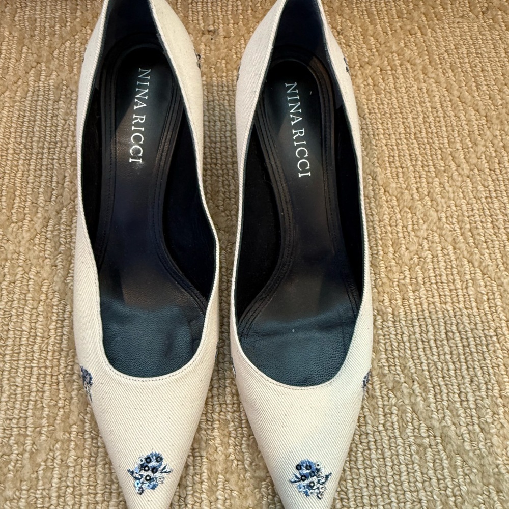 Nina Ricci Beautiful Ivory Canvas Heels With Sequ… - image 6